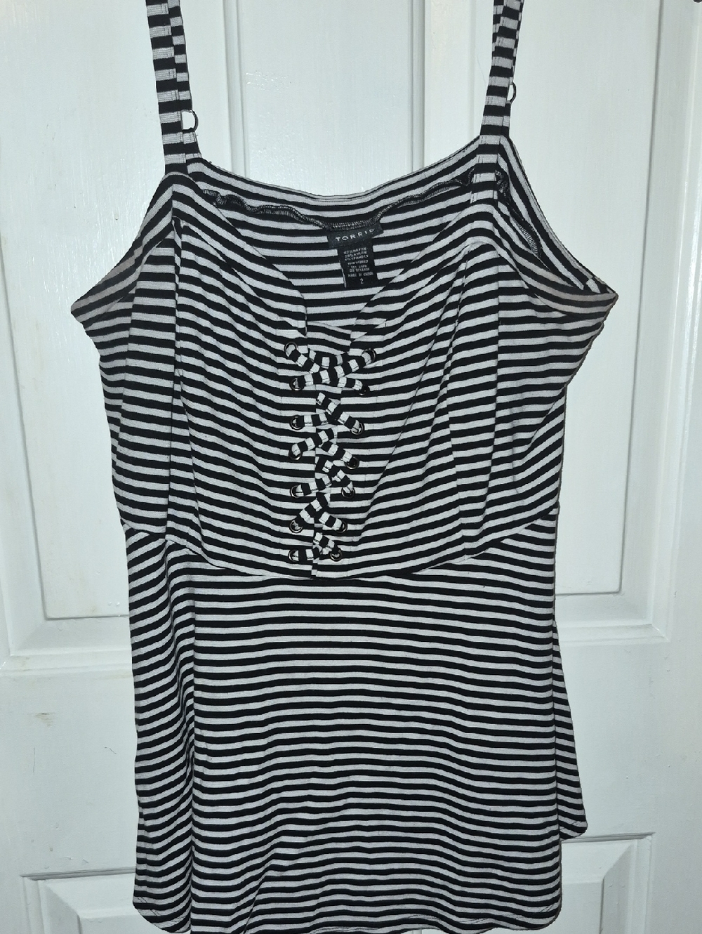 Torrid Size 2 Striped Black and White Lace Up Detail Peplum Top